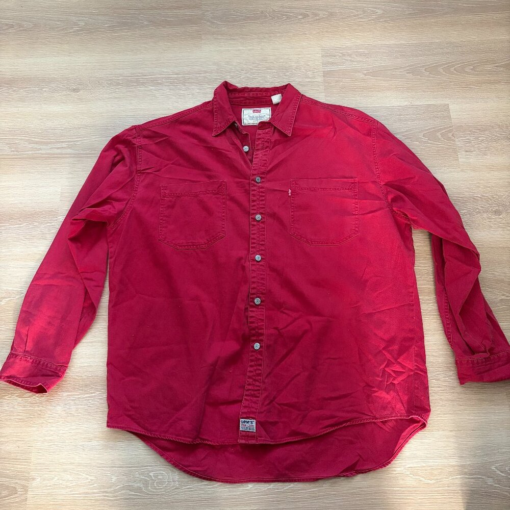 Vintage Men's Red Levi's Button Down Long Sleeve Shirt Red Tab Size XL